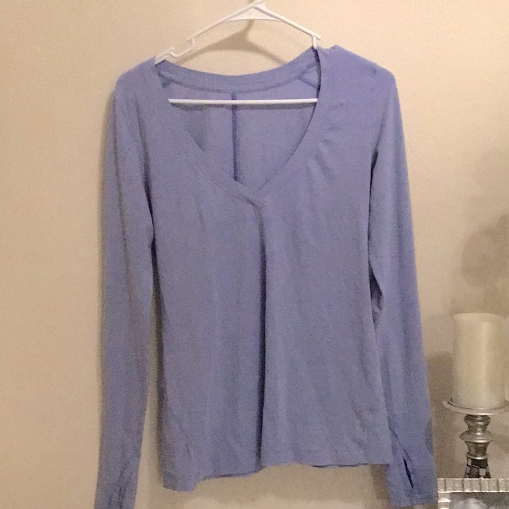 Blue and white Lululemon athletic top